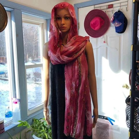 Beautiful Indian Scarf Size L84”xW35” Sequin Bead Embroidery - Picture 2 of 6